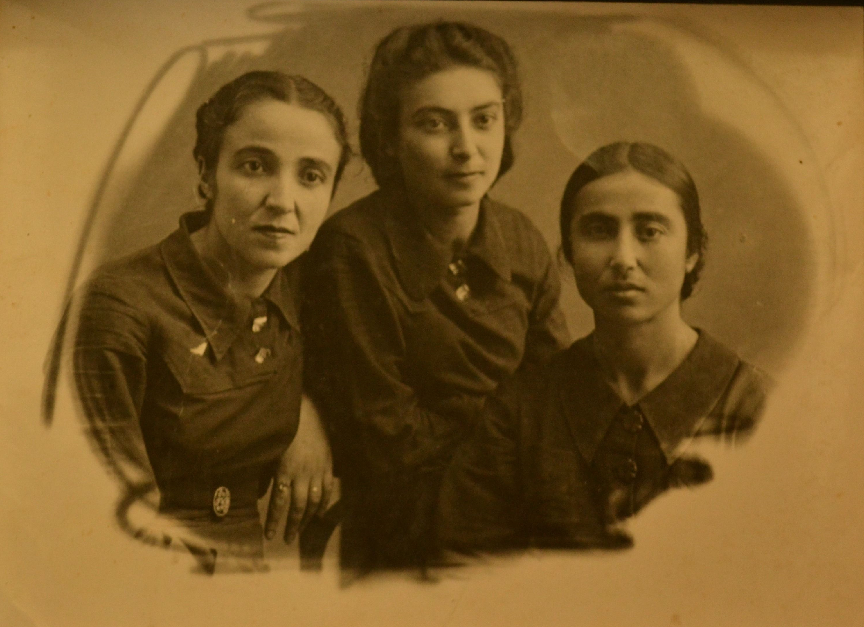 Gayane Shagoyan's archive - "23 of April, 1944, Yerevan". Gayane Shagoyan's archive - Three Women's old portrait