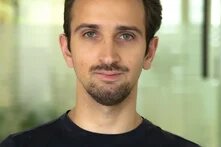 Armen Danielyan's photo portrait in the green background