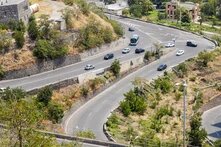 Երևանյան խաչմերուկներից մեկի լուսանկար