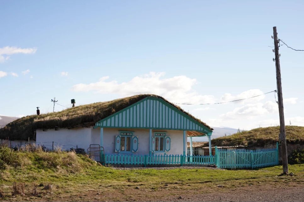 Dukhabors house