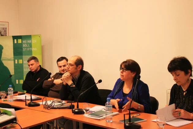 Speakers during the debate